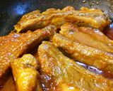 スペアリブ、ケチャップソース煮。作り方6写真