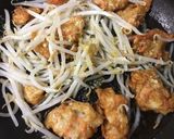 加賀揚とニラもやしの簡単生姜炒め作り方3写真
