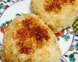 チーズがとろ〜り!鰹だしの焼きおにぎり作り方3写真