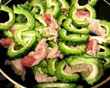 簡単炒め物♡豚こま肉でゴーヤチャンプルー作り方5写真