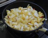 体が喜ぶ佐久りんごと鶏肉の1手間トマト煮作り方2写真