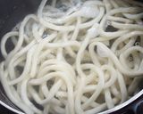 サーモンとほうれん草のクリームうどん作り方1写真