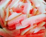 涼しい色味。スイカの皮とセロリのサラダ。作り方2写真