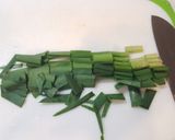 健康思考味噌汁006　ニラ&舞茸作り方5写真