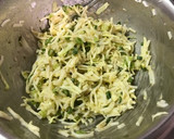 残った麺をリメイク！もちもちお好み焼き作り方1写真