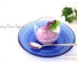 材料3つ♡ベリーのフローズンヨーグルト♡作り方2写真