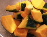 レンジでカボチャの煮付け(タッパー編)作り方1写真