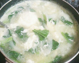 小松菜と玉ねぎと落とし玉子のお味噌汁作り方4写真