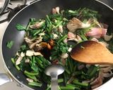 小松菜と舞茸のオイスターソース炒め作り方3写真