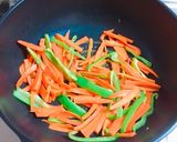 お弁当にいかが？ピーマンと人参の味噌炒め作り方2写真