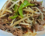 ☆牛こまもやしピーマンのにんにく醤油炒め作り方4写真