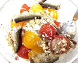 オイルサーディンとフェタチーズの夏サラダ作り方4写真