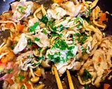 豚肉とトマト、しめじのバター炒め作り方2写真