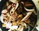 タコとイカとブラウンマッシュのアヒージョ作り方5写真