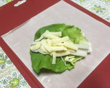 サラダ菜とちくわのとろけるチーズ春巻き♥作り方4写真