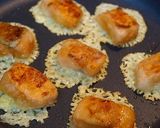 簡単おつまみ♪チーズの羽をつけたサーモン作り方8写真