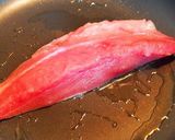 フライパンで簡単！　マグロの焼き霜サラダ作り方4写真