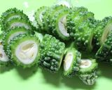 レンジで加熱♪種も一緒にゴーヤーの煮物作り方1写真