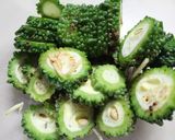 レンジで加熱♪種も一緒にゴーヤーの煮物作り方2写真