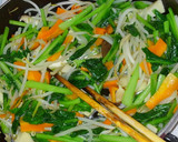 簡単♪海老とエリンギ小松菜の塩焼きそば！作り方6写真