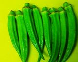 オクラのベーコン巻き作り方1写真