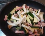 ズッキーニとベーコンの炒めもの作り方3写真