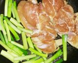 鶏もも肉でお手軽に♪鴨南蛮風そば作り方7写真