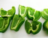 簡単☆ピーマンのコンビーフ詰め焼き☆作り方1写真