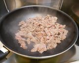 麻辣醤で刺激的肉ピーマン玉ねぎ炒め作り方2写真
