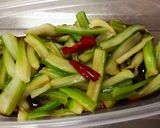 セロリの酢じょうゆ漬け作り方5写真