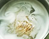 絶品旨辛✨ラー油肉そば作り方9写真