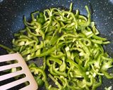 簡単♡ｵｲｽﾀｰ＆豆板醤の甘辛炒め♪作り方1写真