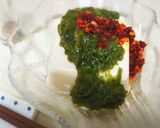 ２０秒おつまみ♪食べるラー油のめかぶ冷奴作り方5写真