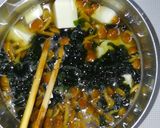 朝食にも♪なめこと豆腐 ワカメのお味噌汁作り方4写真