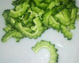 食感が楽しいゴーヤサラダ作り方1写真