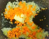 パクチー沢山☆肉団子と春雨のスープ。✧作り方1写真