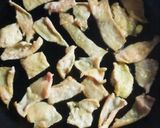 カリカリ鶏皮の甘辛おつまみ作り方2写真