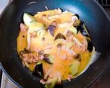 味付けはツナ缶で♡茄子としめじの卵炒め作り方5写真