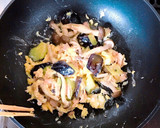 味付けはツナ缶で♡茄子としめじの卵炒め作り方6写真