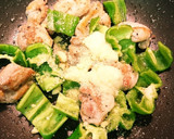 鶏モモ肉とピーマンのマヨ炒め♪作り方3写真