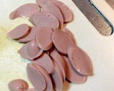 カブと魚肉ソーセージの塩昆布炒め☆作り方2写真