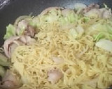 焼きそば・李錦記牡蠣油とちゃんぽんスープ作り方4写真