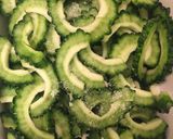 ゴーヤの梅肉和え ごま油風味作り方2写真