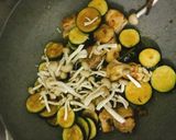 ズッキーニと鶏肉のポン酢炒め作り方3写真