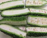 茹でて漬けるだけ！ゴーヤのめんみ（麵汁漬作り方1写真