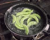 つる豆の昆布締め　季節のお刺身添え作り方1写真