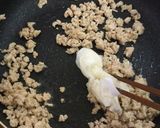 作り置きにも♪具沢山なごちそう鶏そぼろ♪作り方5写真
