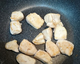 簡単☆鶏胸とレタスとモヤシのオイマヨ炒め作り方3写真