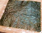 簡単、絶品！鯖缶でカリフォルニアロール♪作り方2写真