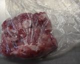 米粉のとろみ♪こま切れ肉で柔らか酢豚作り方1写真
